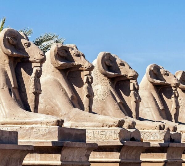 Luxor22