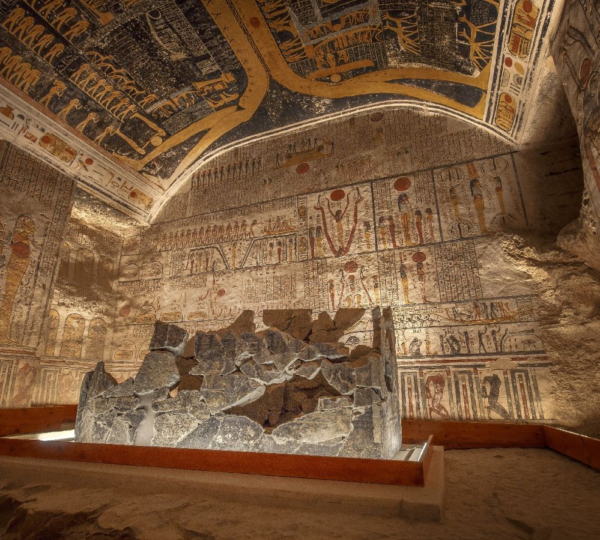 Luxor35